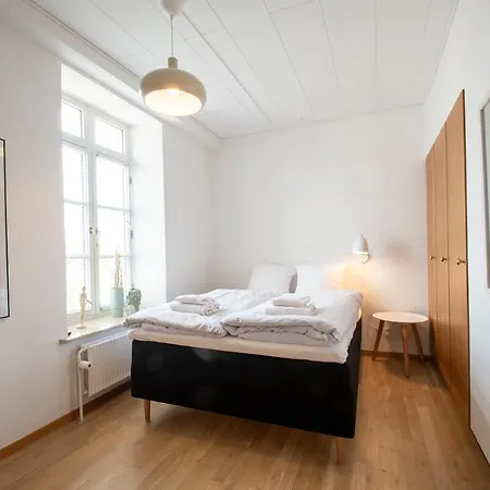 Aparthotel Exclusive 2 Bedroom 4*