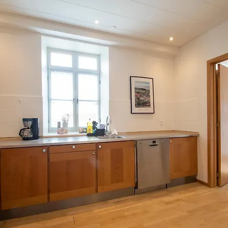 Aparthotel Exclusive 2 Bedroom 4*